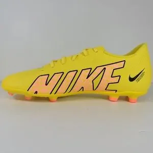 Nike | Shoes | Size 2 Nike Mercurial Vapor 15 Club Mg Yellow  display picture 2